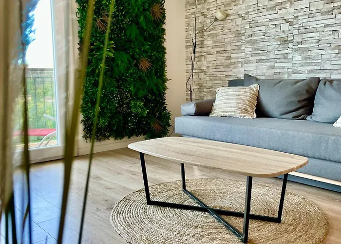 Jolie T2 40m2 Hopitaux Avec Terrasse Et Parking Apartment *